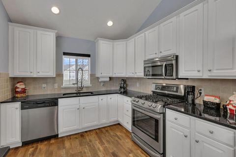 Tiny photo for 502 Providence Lane, Hebron, OH 43025 (MLS # 225045551)