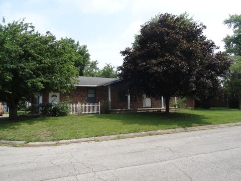 Photo of 8 Willis Court, Washington Court House, OH 43160 (MLS # 226030315)