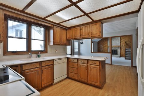 Photo of 613 Deer Run Road, Westerville, OH 43081 (MLS # 226004417)