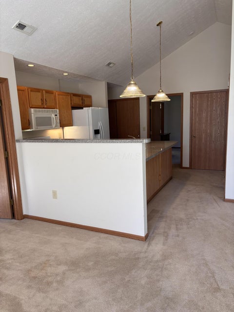 Tiny photo for 6814 Winrock Drive 4 #4, New Albany, OH 43054 (MLS # 226037620)
