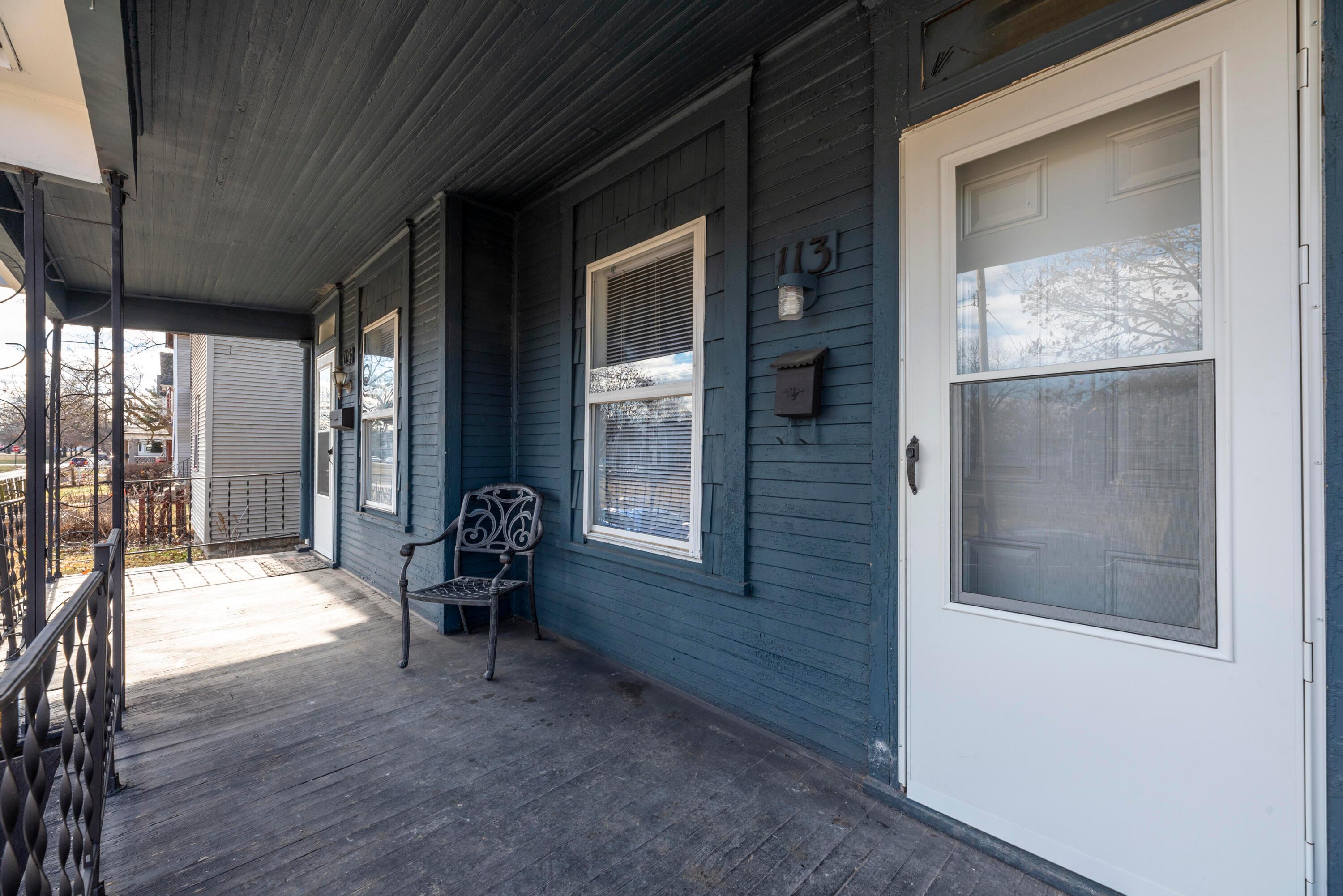 113-115 W Park Avenue