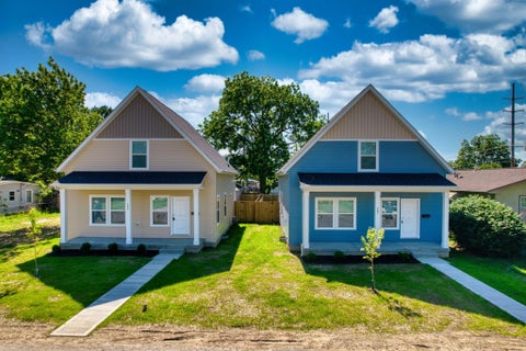 Photo of 487 Erickson Avenue, Whitehall, OH 43213 (MLS # 226032583)