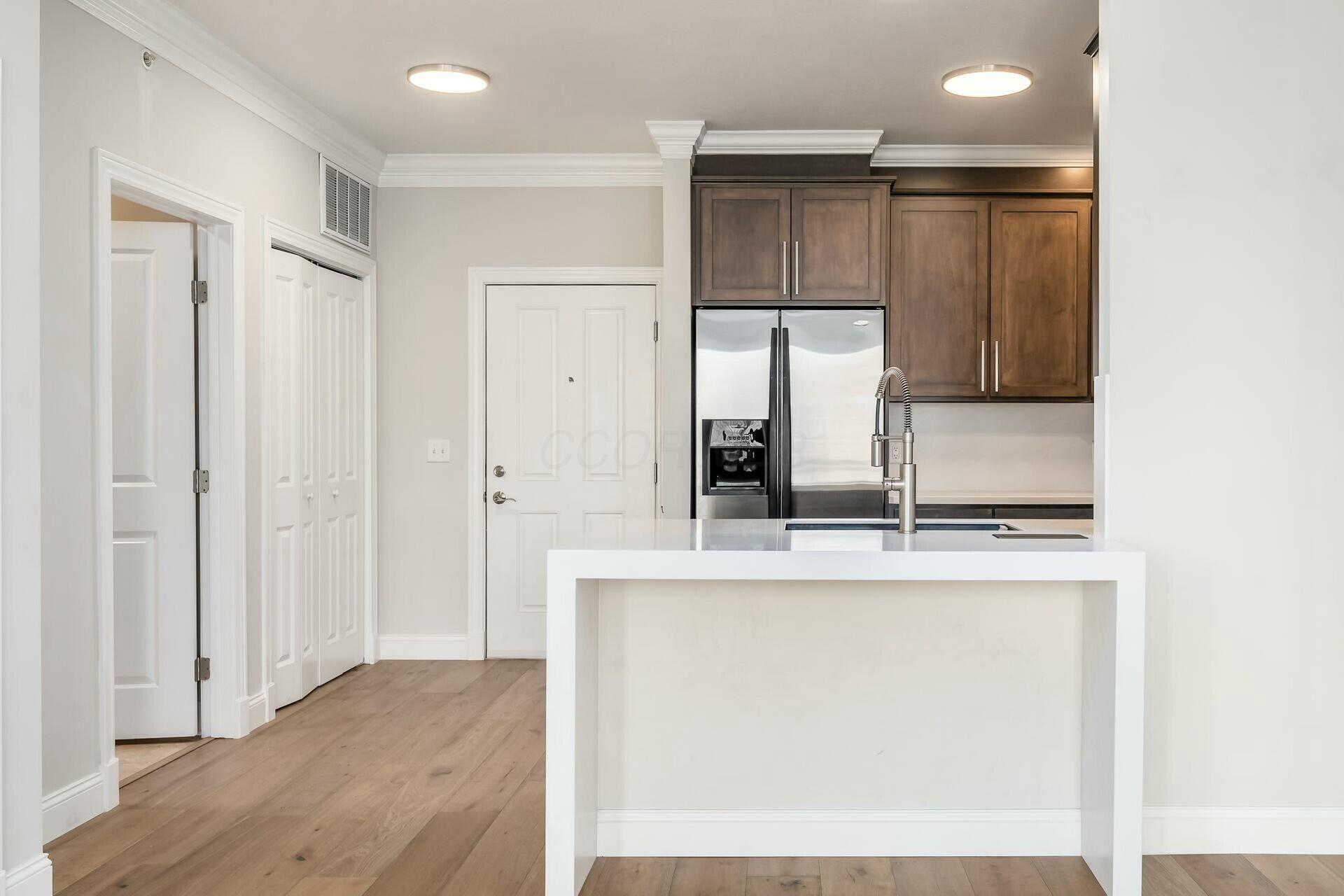 960 Perry Street #301, Columbus, Ohio image 12