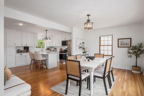 Photo of 3030 Derby Road, Upper Arlington, OH 43221 (MLS # 226010902)