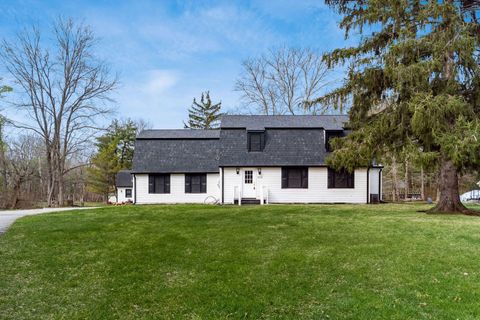 Photo of 6136 Charmar Drive, Westerville, OH 43082 (MLS # 226008355)