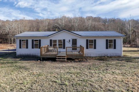 Photo of 3750 Cannelville Road, Roseville, OH 43777 (MLS # 226005888)