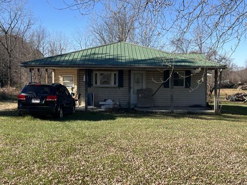 Photo of 2504 County Road 26, Marengo, OH 43334 (MLS # 226002402)