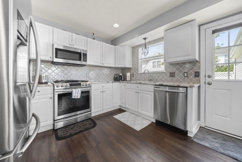 Tiny photo for 7202 Hillmont Drive, New Albany, OH 43054 (MLS # 226033769)