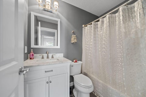 Tiny photo for 7202 Hillmont Drive, New Albany, OH 43054 (MLS # 226033769)