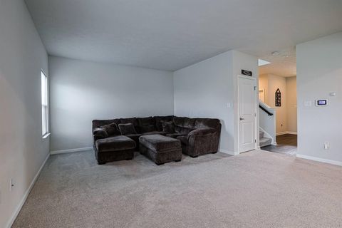 Tiny photo for 320 Chevington Chase, Tipp City, OH 45371 (MLS # 226008176)