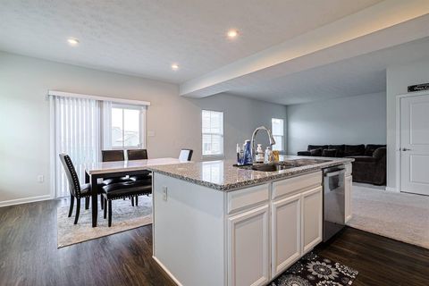 Tiny photo for 320 Chevington Chase, Tipp City, OH 45371 (MLS # 226008176)