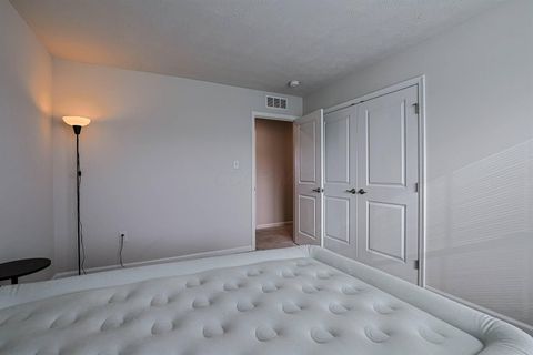 Tiny photo for 320 Chevington Chase, Tipp City, OH 45371 (MLS # 226008176)