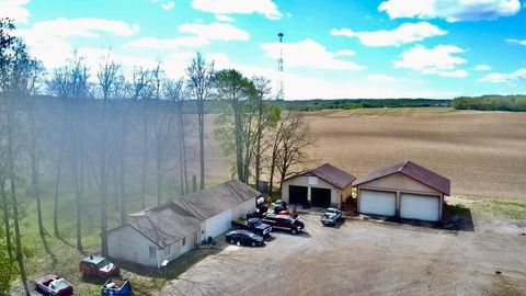 Photo of 4755 Walters Road SW, Lancaster, OH 43130 (MLS # 226013281)