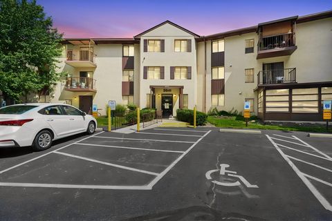 Photo of 3941 Karl Road 218 #218, Columbus, OH 43224 (MLS # 226026039)