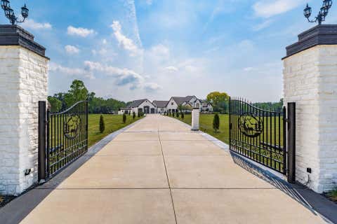Photo for 12100 Toll Gate Court NW