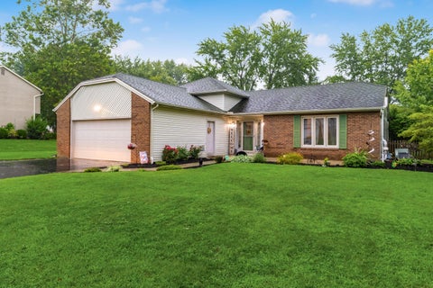 Homes For Sale - 11900 Huntington Way<br/> Pickerington, OH 43147