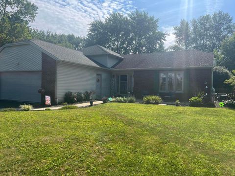 Photo of 11900 Huntington Way NW, Pickerington, OH 43147 (MLS # 226027916)