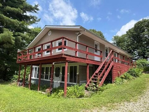Homes For Sale - 12208 Fairview Road<br/> Newark, OH 43055