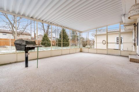 Tiny photo for 5674 Lindenwood Road, Columbus, OH 43229 (MLS # 225045504)