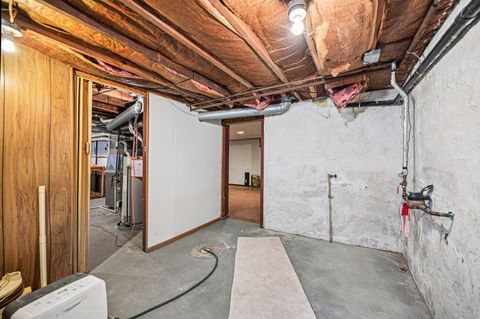 Tiny photo for 229 Greenfield Avenue, Newark, OH 43055 (MLS # 225045075)