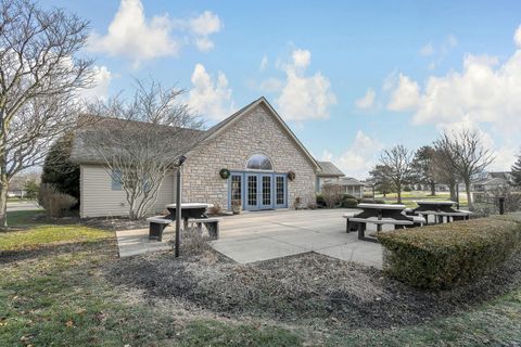 Tiny photo for 143 Pioneer Circle, Pickerington, OH 43147 (MLS # 225046163)