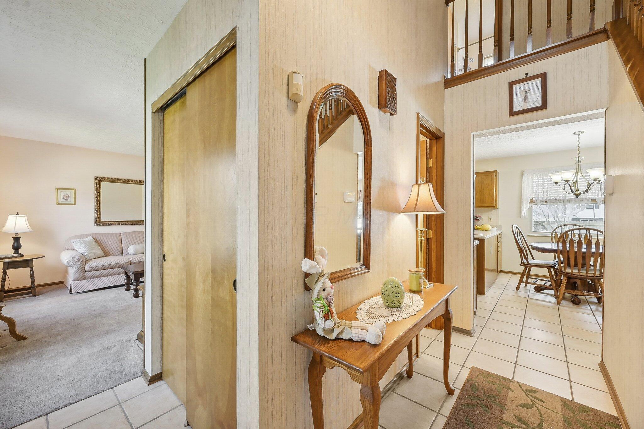 8139 Storrow Drive, Westerville, Ohio image 15