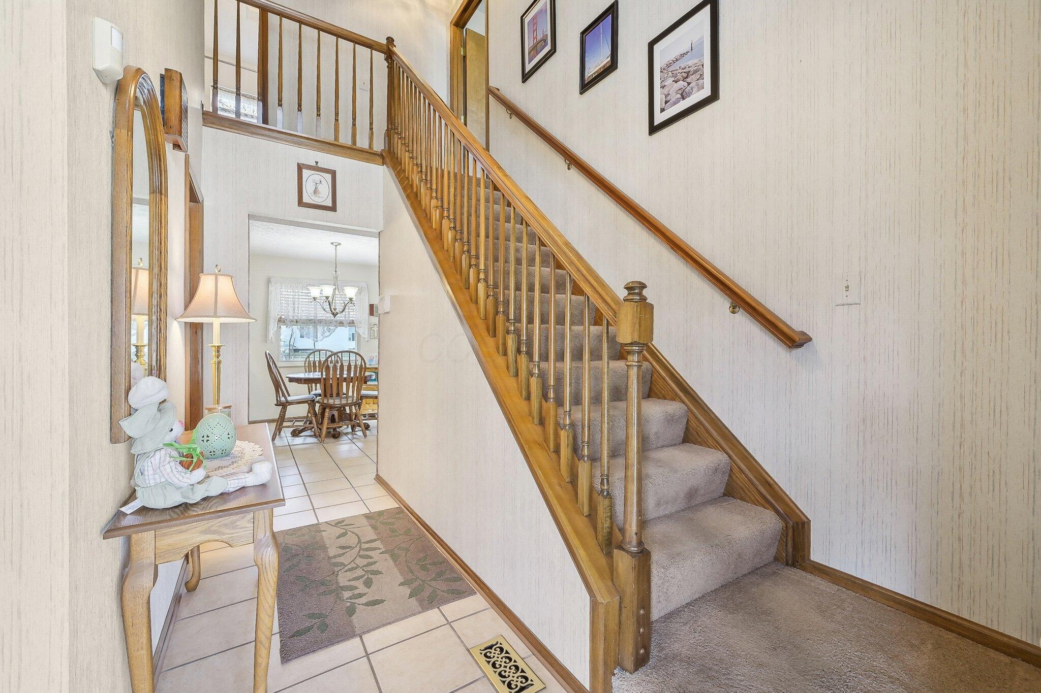 8139 Storrow Drive, Westerville, Ohio image 14