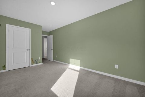 Tiny photo for 5828 Wynnewood Drive, Grove City, OH 43123 (MLS # 226000184)