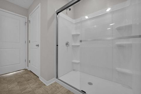 Tiny photo for 5828 Wynnewood Drive, Grove City, OH 43123 (MLS # 226000184)