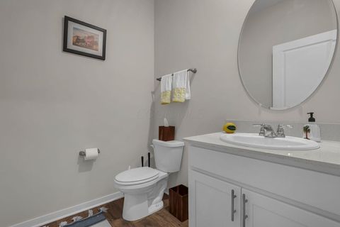 Tiny photo for 5828 Wynnewood Drive, Grove City, OH 43123 (MLS # 226000184)