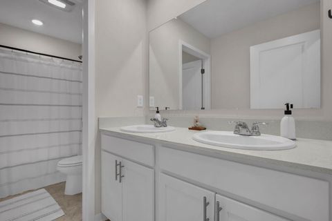 Tiny photo for 5828 Wynnewood Drive, Grove City, OH 43123 (MLS # 226000184)