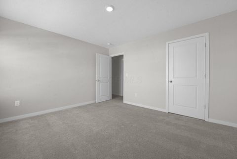 Tiny photo for 5828 Wynnewood Drive, Grove City, OH 43123 (MLS # 226000184)