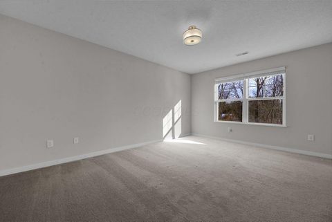 Tiny photo for 5828 Wynnewood Drive, Grove City, OH 43123 (MLS # 226000184)