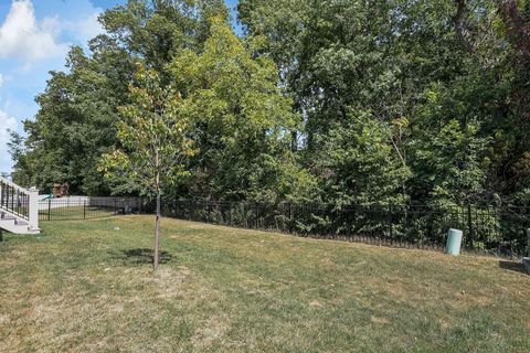 Tiny photo for 5828 Wynnewood Drive, Grove City, OH 43123 (MLS # 226000184)