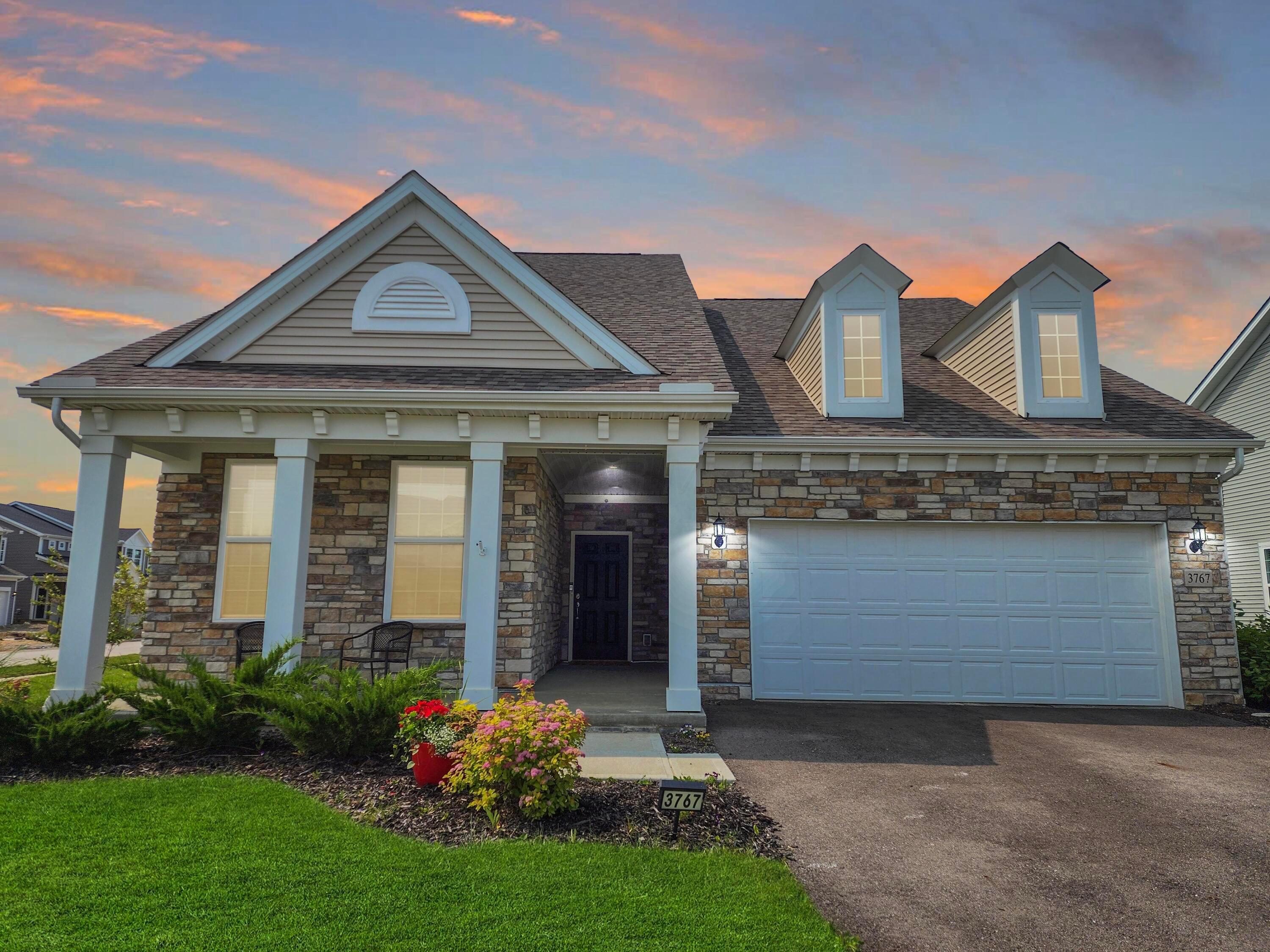 3767 Park Street, Grove City, Ohio image 2
