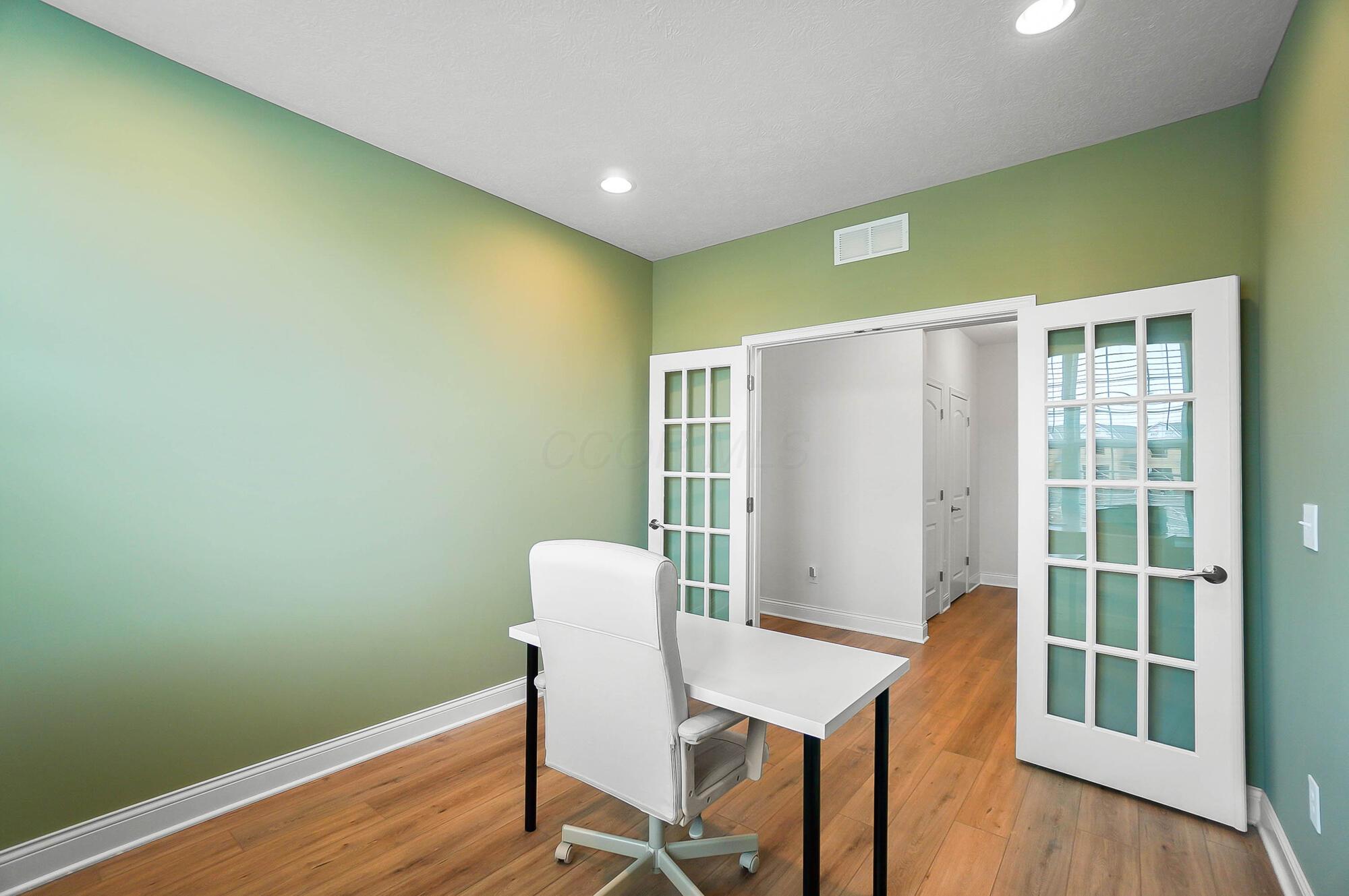 3767 Park Street, Grove City, Ohio image 22