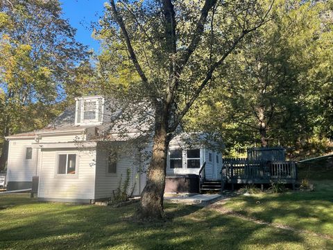 Homes For Sale - 29593 Big Pine Road<br/> Logan, OH 43138