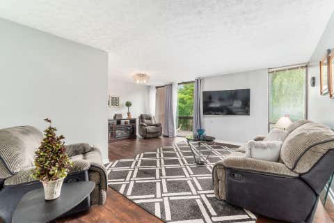 Condo For Sale - 4955 Smoketalk Lane #5<br/> Westerville, OH 43081