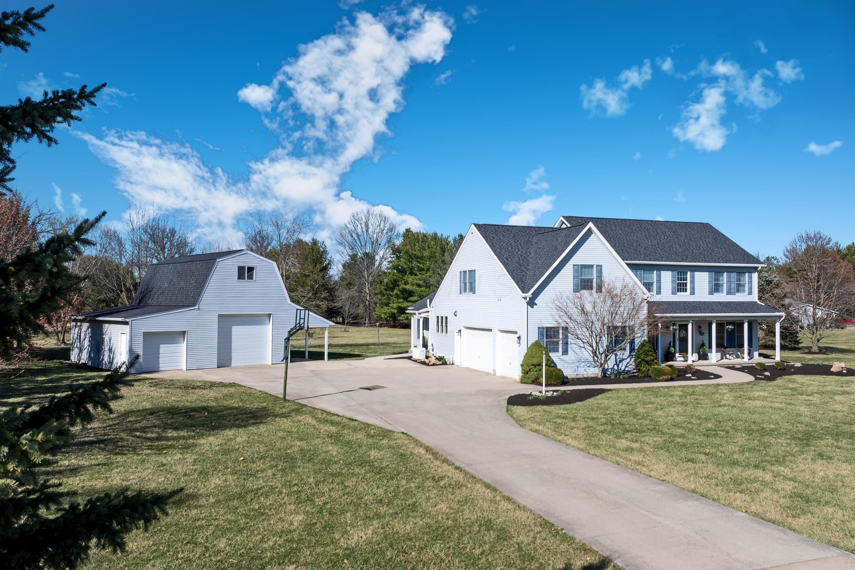 1364 Dale Ford Road, Delaware, Ohio image 3