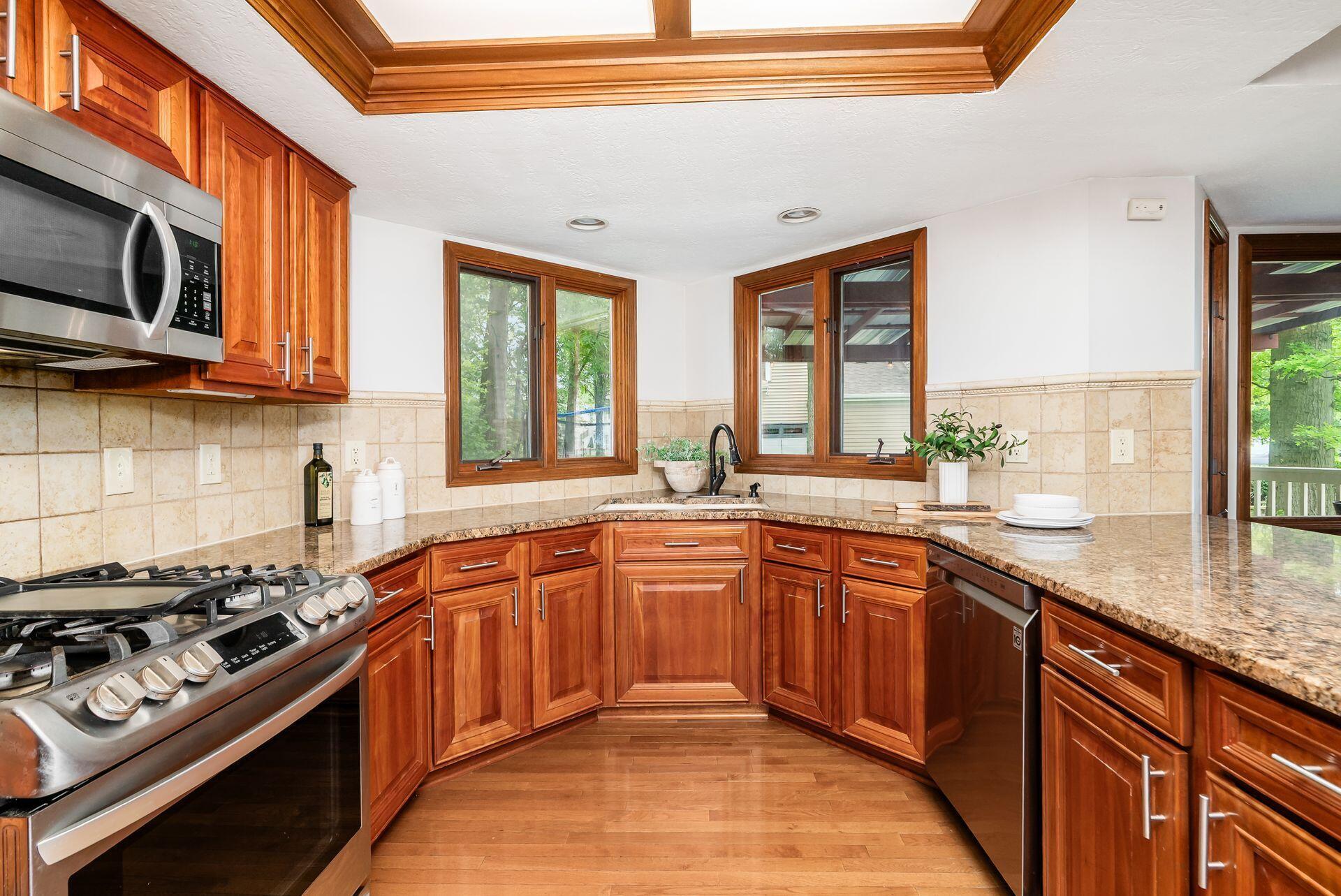 538 Olde Mill Drive, Westerville, Ohio image 10