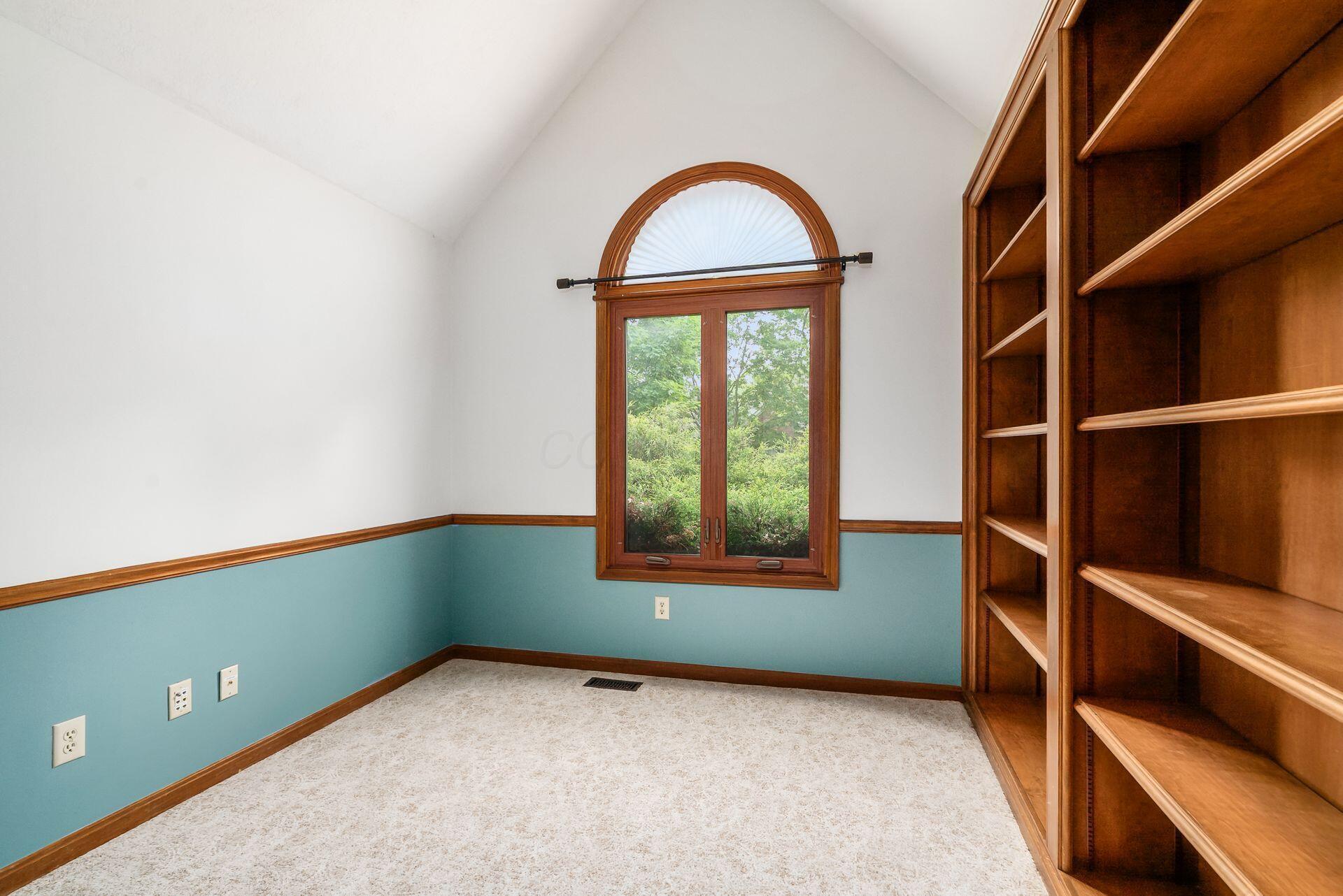 538 Olde Mill Drive, Westerville, Ohio image 4