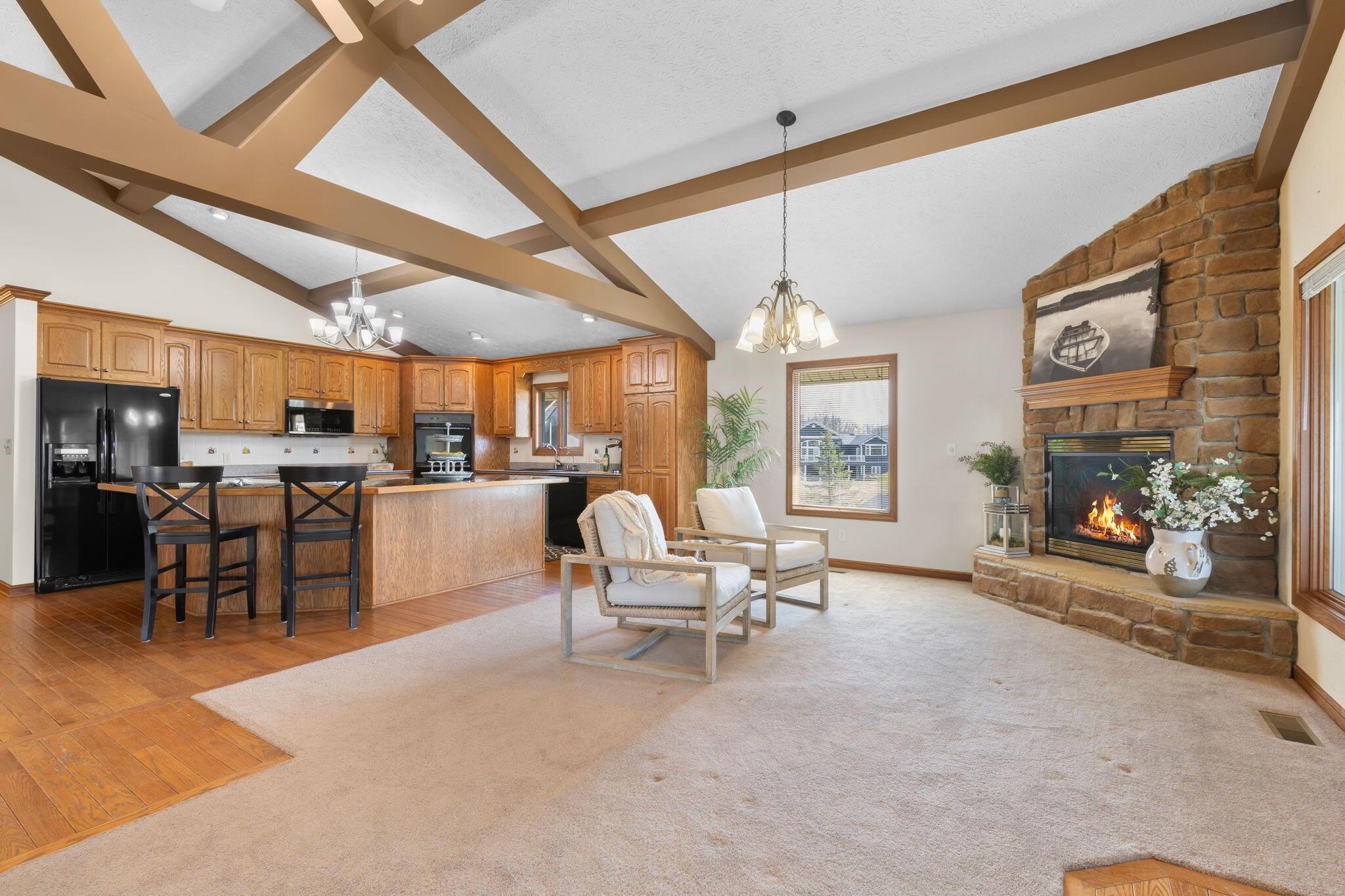 4045 Apple Valley Drive, Howard, Ohio image 16