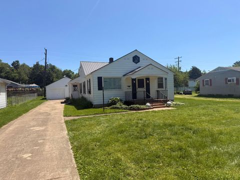 Photo of 312 Chester Street, Mount Vernon, OH 43050 (MLS # 226019334)