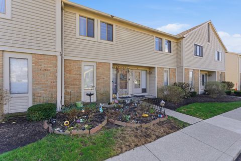 Condo For Sale - 2621 Summer Drive<br/> Dublin, OH 43016