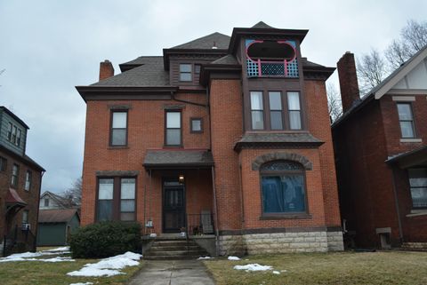 Photo of 1351 Highland Street C #C, Columbus, OH 43201 (MLS # 226006429)