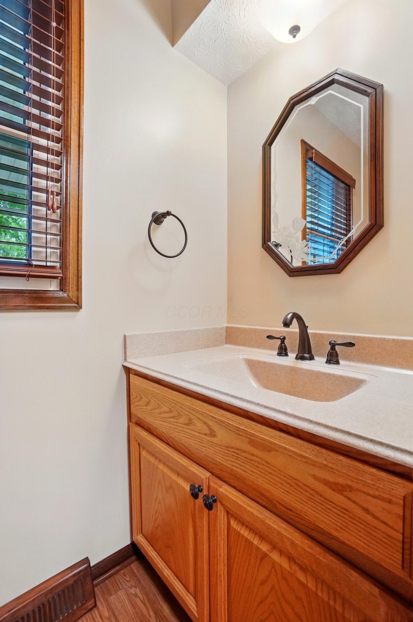 4200 Unroe Avenue, Grove City, Ohio image 22