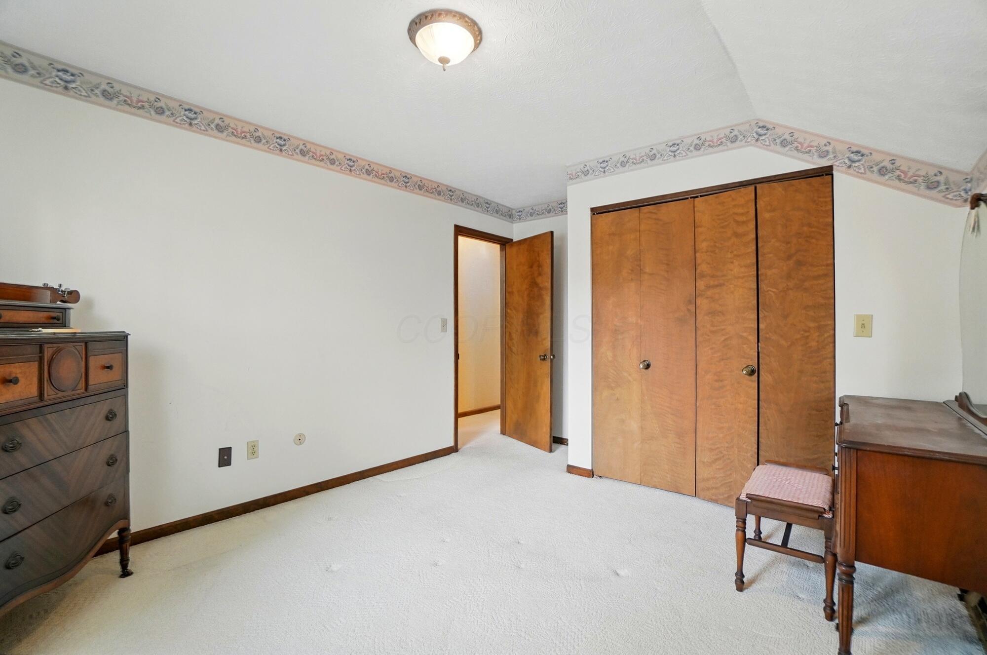 4200 Unroe Avenue, Grove City, Ohio image 31