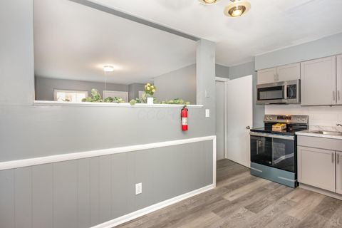 Tiny photo for 1752 Pine Tree Street S H #H, Columbus, OH 43229 (MLS # 225041039)