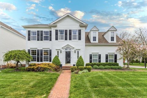 Photo of 5173 Claridge Drive, New Albany, OH 43054 (MLS # 226014281)