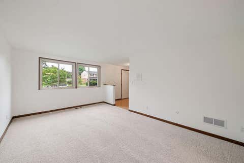 Tiny photo for 2256 Presley Drive, Grove City, OH 43123 (MLS # 226029481)
